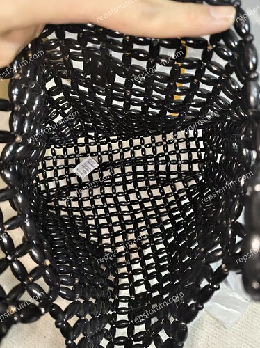 YSL supple bucket in wood beads-6