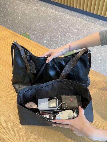 LV CarryAll Vibe MM M25143 39 × 30 × 15 cm cheap designer bag
