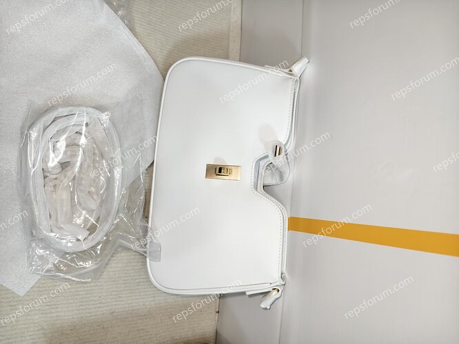 Celine SHOULDER CAMILLE 16 SOFT IN SMOOTH CALFSKIN-1