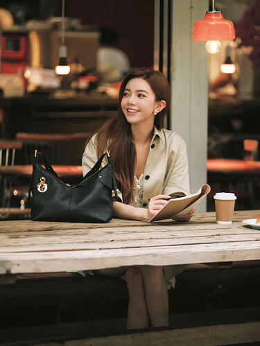 DIOR Voyage M2846UJVC 28 × 18 × 12 cm cheap designer bag