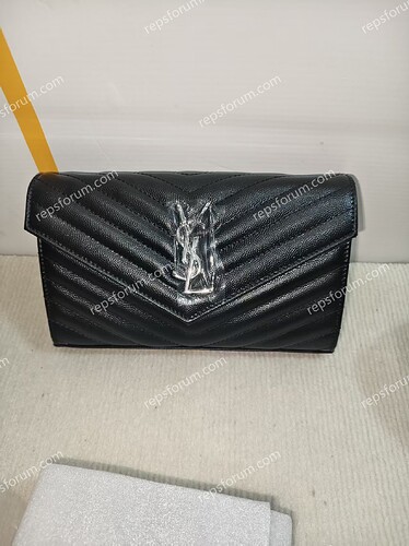 YSL classic cassandre chain wallet in grain de poudre leather-1