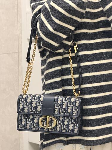 30 Montaigne Chain Bag M9208 25 x 16.5 x 9 cm cheap designer bag