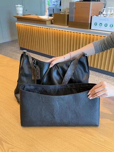 LV CarryAll Vibe MM M25143 39 × 30 × 15 cm cheap designer bag