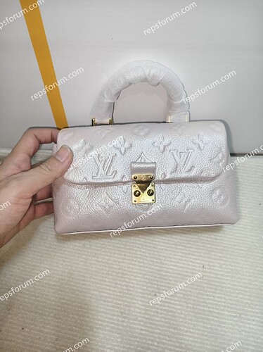 LV Nano Madeleine-1