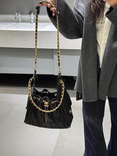 CHANEL 25 Small Handbag AS5293 30 x 26 x 14 cm cheap designer bag
