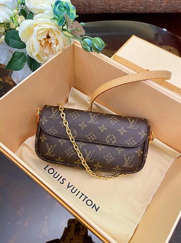 LV Ivy WOC M81911 22 cheap designer bag