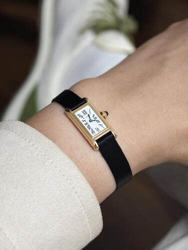 Cartier Tank Allongée  Cartier Baignoire watch