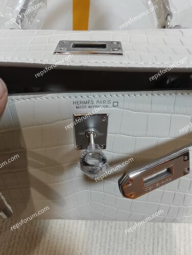 Hermes Mini Kelly Il-7